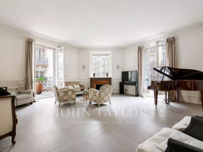 Appartement Paris 16e - 2 chambres - 122m²