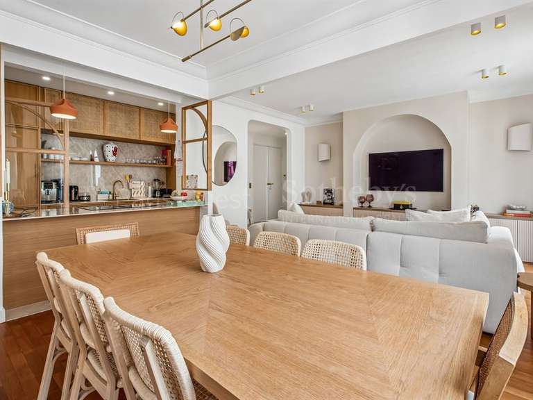 Appartement Paris 16e - 2 chambres - 90m²