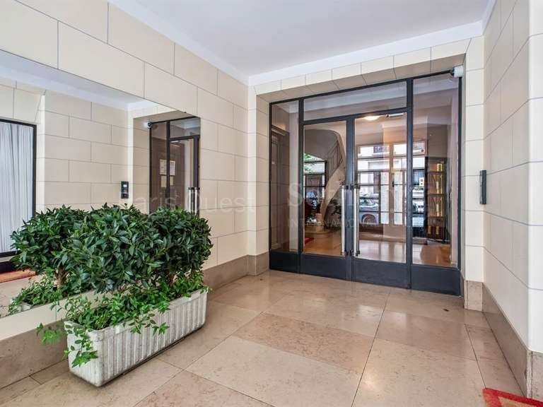 Appartement Paris 16e - 2 chambres - 90m²