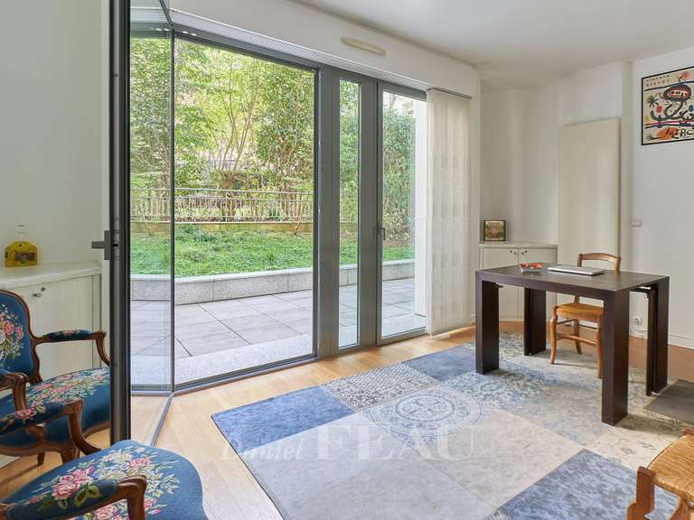 Appartement Paris 16e - 2 chambres - 93m²