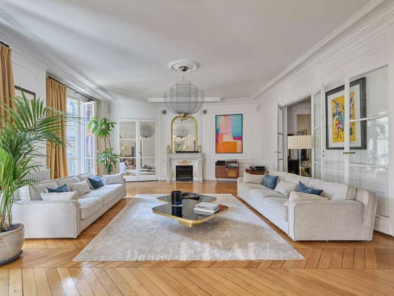 Appartement Paris 16e - 3 chambres - 242m²