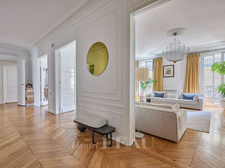 Appartement Paris 16e - 3 chambres - 242m²