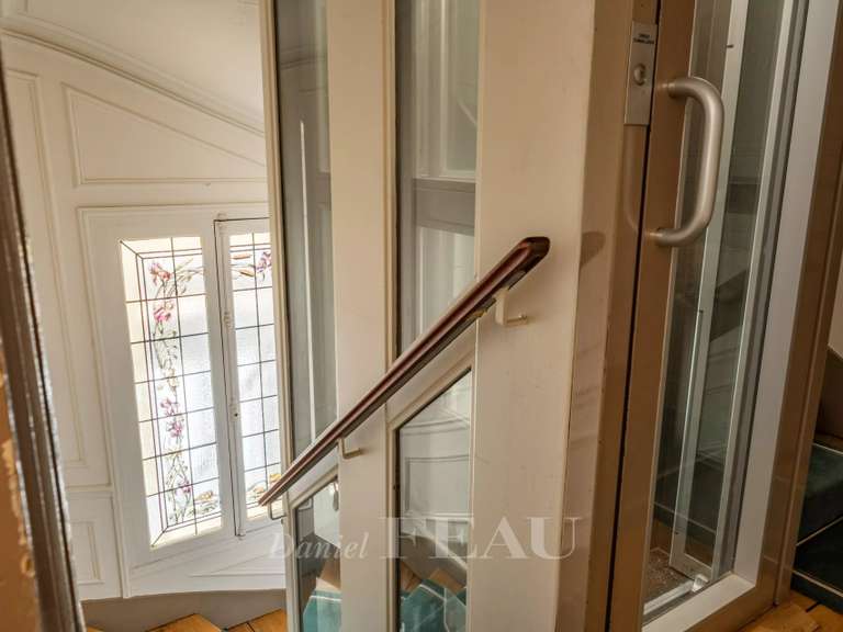 Apartment Paris 16e - 3 bedrooms - 137m²