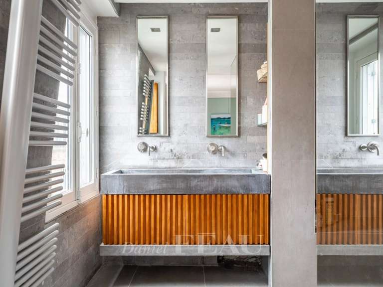 Apartment Paris 16e - 3 bedrooms - 137m²