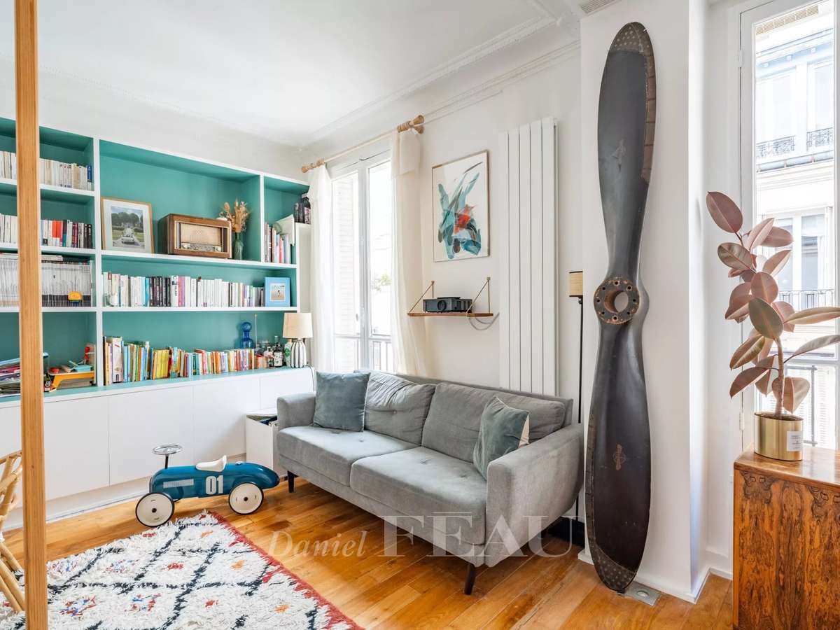 Apartment Paris 16e