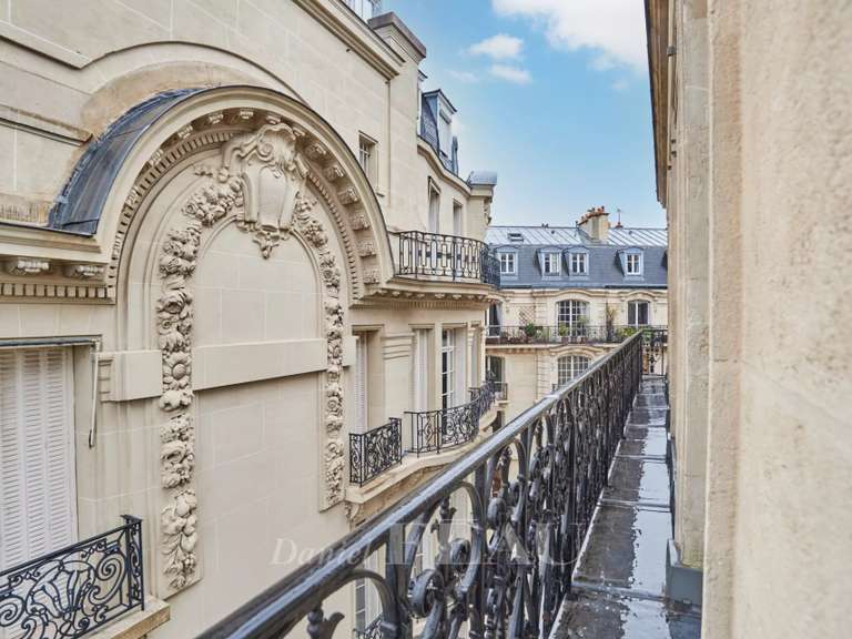 Appartement Paris 16e - 3 chambres - 360m²