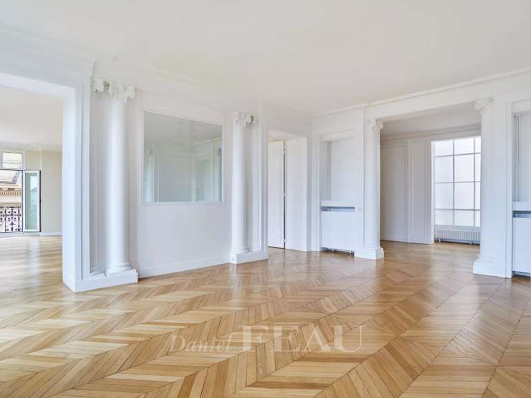 Appartement Paris 16e - 3 chambres - 360m²