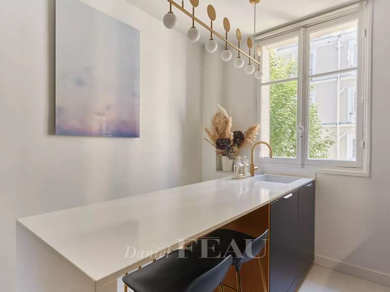 Appartement Paris 16e - 3 chambres - 114m²