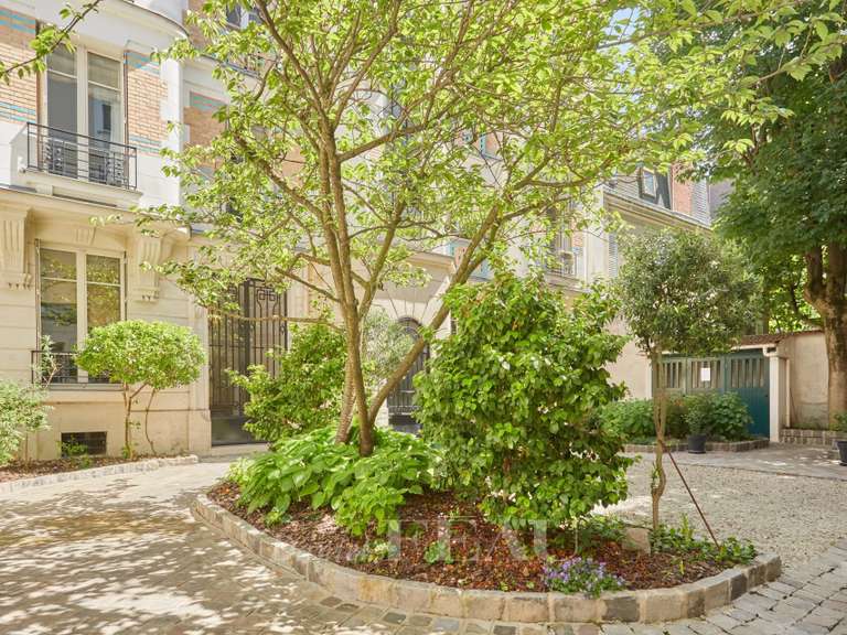 Appartement Paris 16e - 3 chambres - 114m²