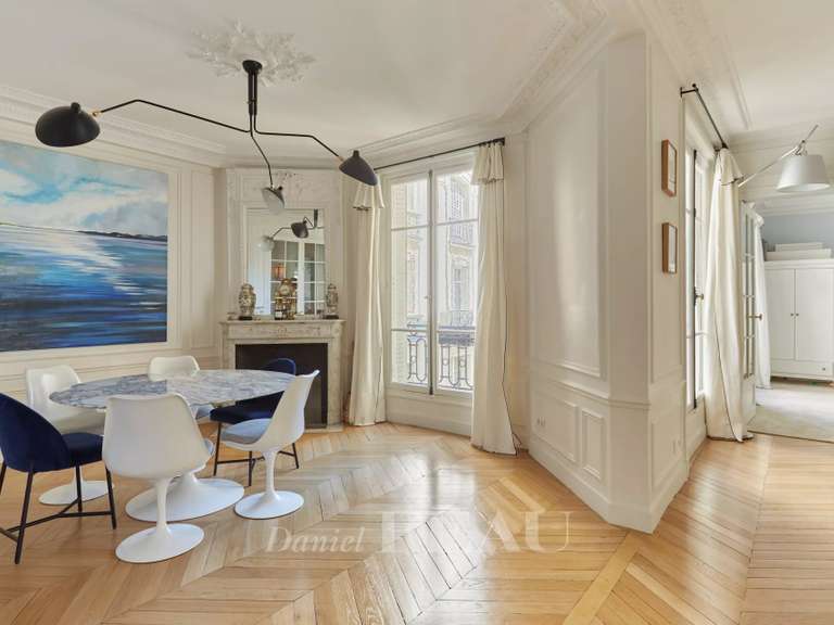 Appartement Paris 16e - 3 chambres - 114m²