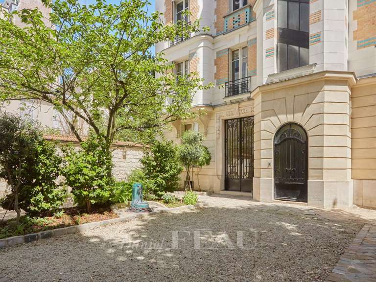 Appartement Paris 16e - 3 chambres - 114m²