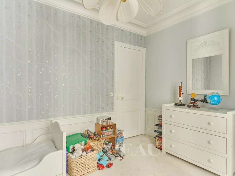 Appartement Paris 16e - 3 chambres - 114m²