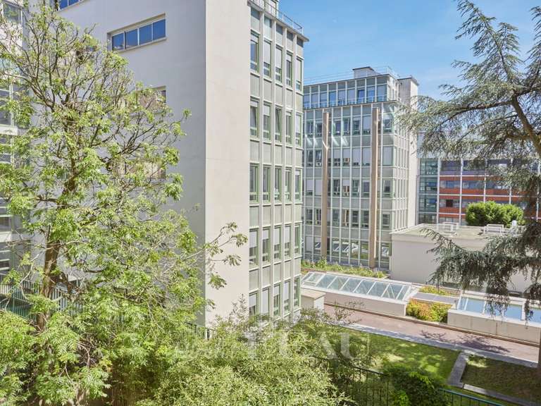 Appartement Paris 16e - 3 chambres - 114m²