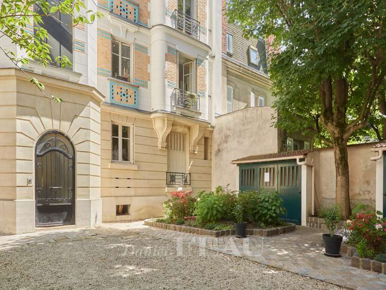 Appartement Paris 16e - 3 chambres - 114m²