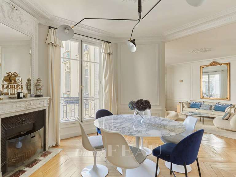 Appartement Paris 16e - 3 chambres - 114m²