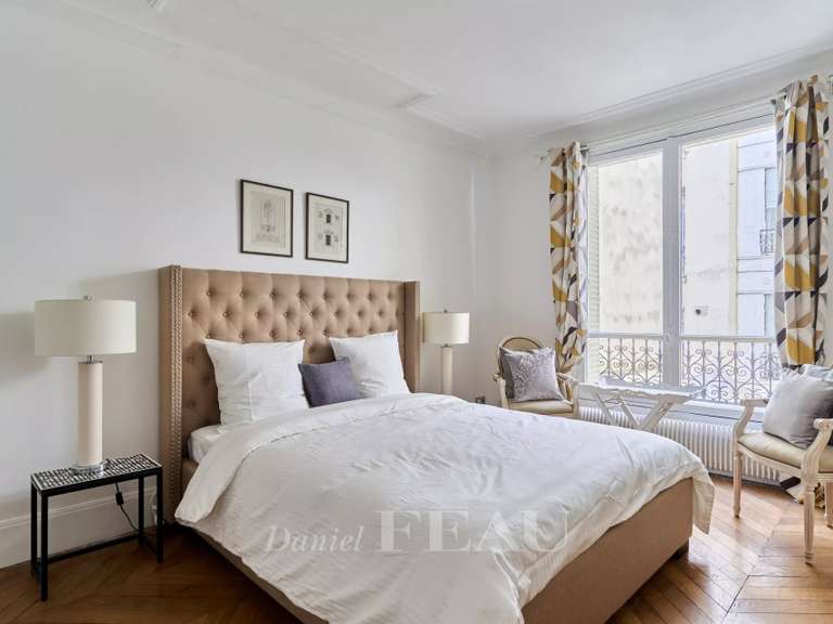 Appartement Paris 16e - 4 chambres - 180m²