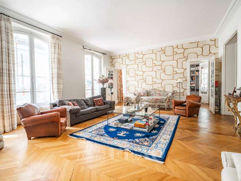 Appartement Paris 16e - 4 chambres - 210m²