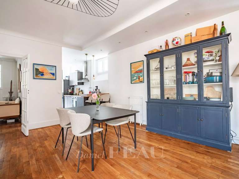 Appartement Paris 16e - 2 chambres - 84m²