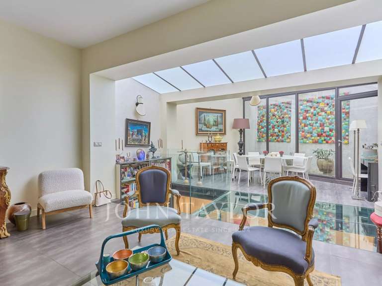 Appartement Paris 16e - 2 chambres - 125m²