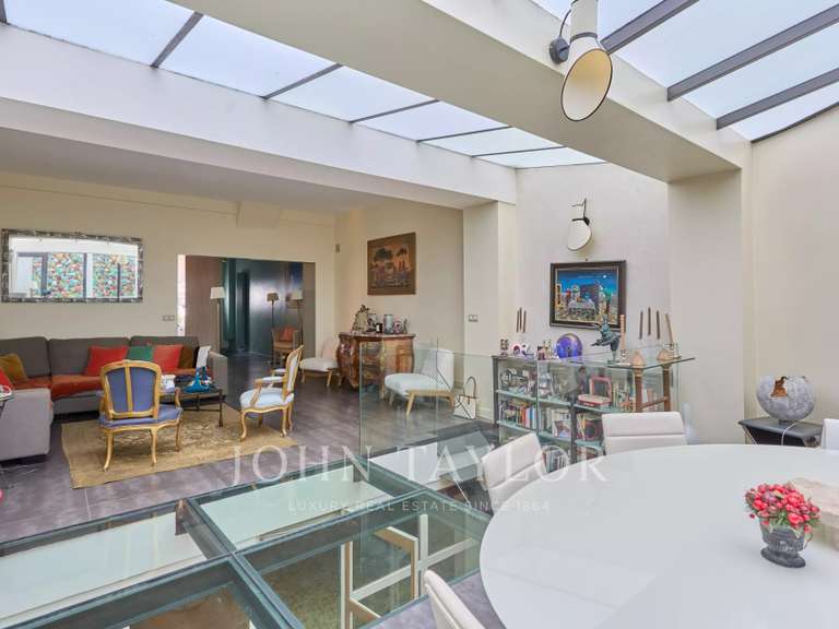Appartement Paris 16e - 2 chambres - 125m²
