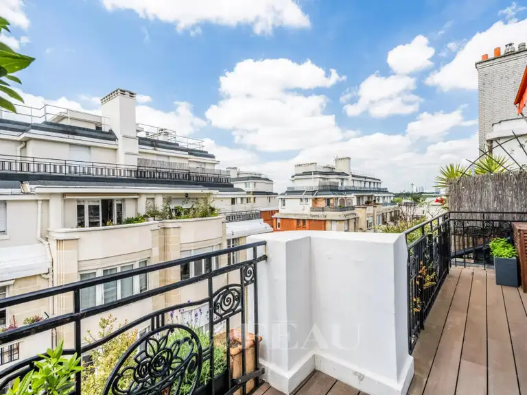 Appartement Paris 16e - 2 chambres - 67m²