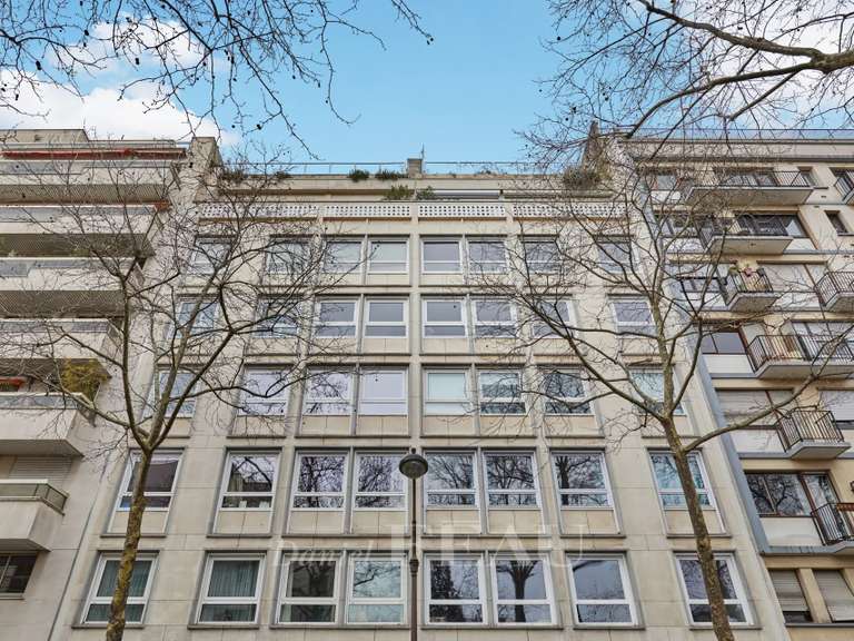 Appartement Paris 16e - 1 chambre - 93m²