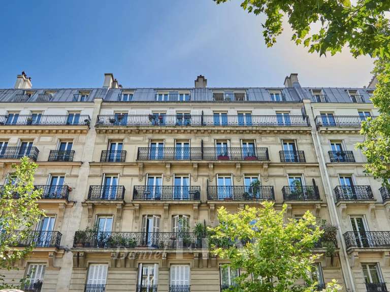 Appartement Paris 16e - 2 chambres - 86m²