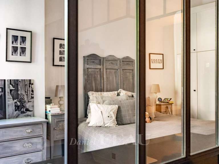Appartement Paris 16e - 3 chambres - 116m²