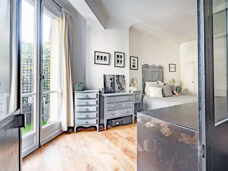 Appartement Paris 16e - 3 chambres - 116m²