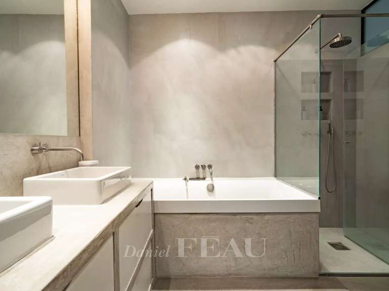 Appartement Paris 16e - 3 chambres - 116m²