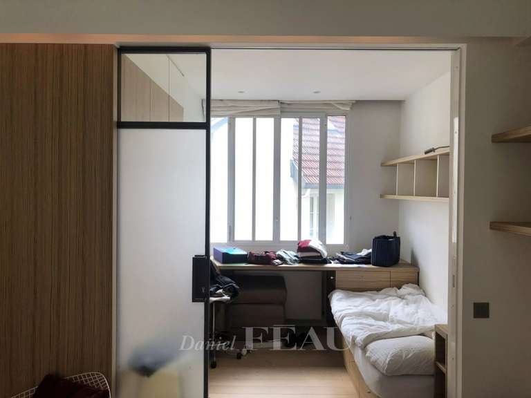 Appartement Paris 16e - 1 chambre - 113m²