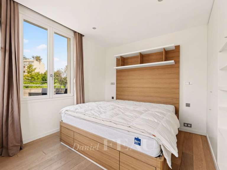 Appartement Paris 16e - 1 chambre - 113m²