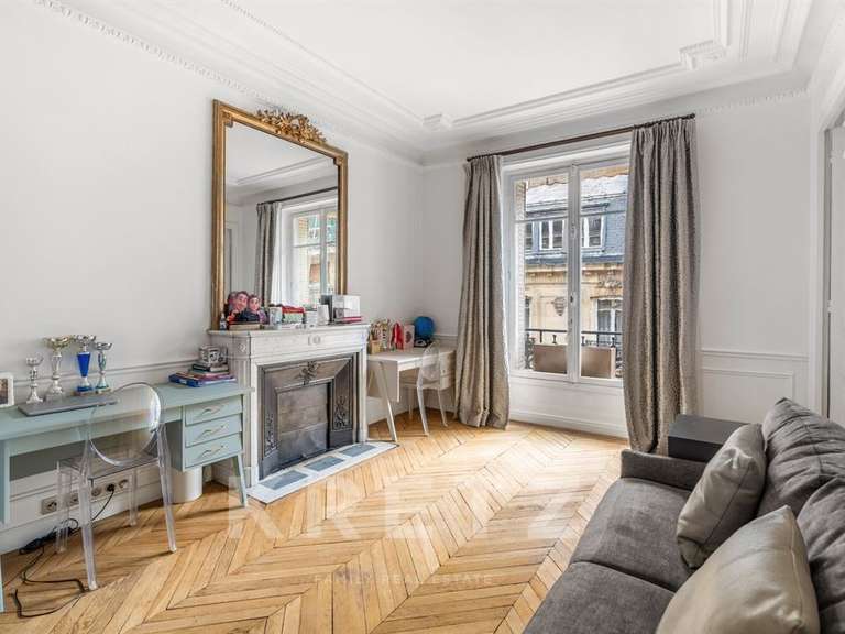 Appartement Paris 16e - 3 chambres - 145m²