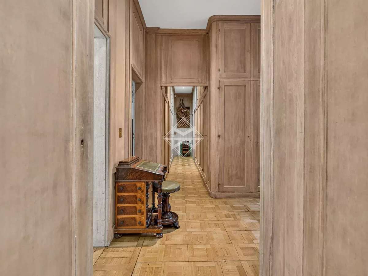 Apartment Paris 16e