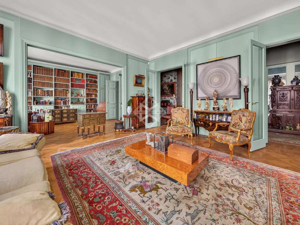 Apartment Paris 16e