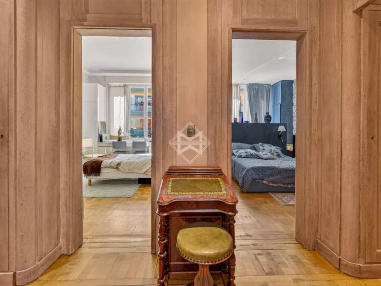 Appartement Paris 16e - 6 chambres - 367m²