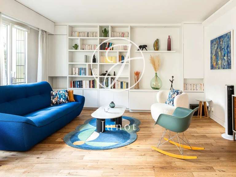 Appartement Paris 16e - 3 chambres - 105m²