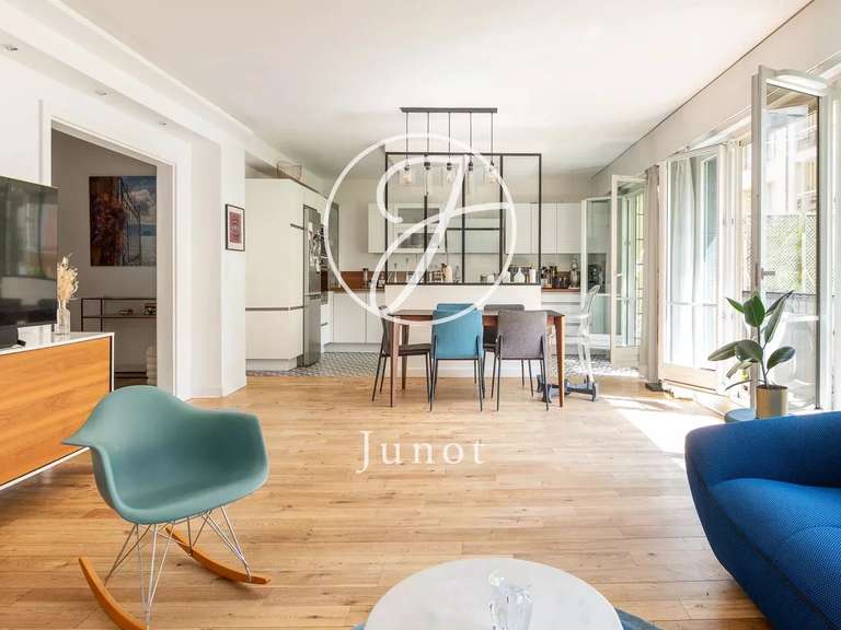 Appartement Paris 16e - 3 chambres - 105m²