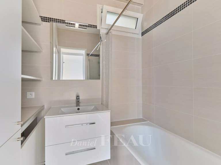 Appartement Paris 16e - 2 chambres - 92m²