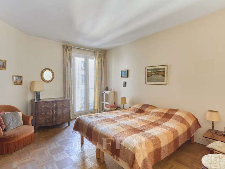 Appartement Paris 16e - 2 chambres - 103m²
