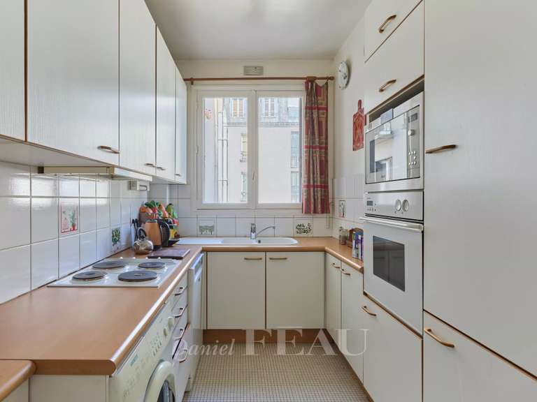 Appartement Paris 16e - 2 chambres - 103m²