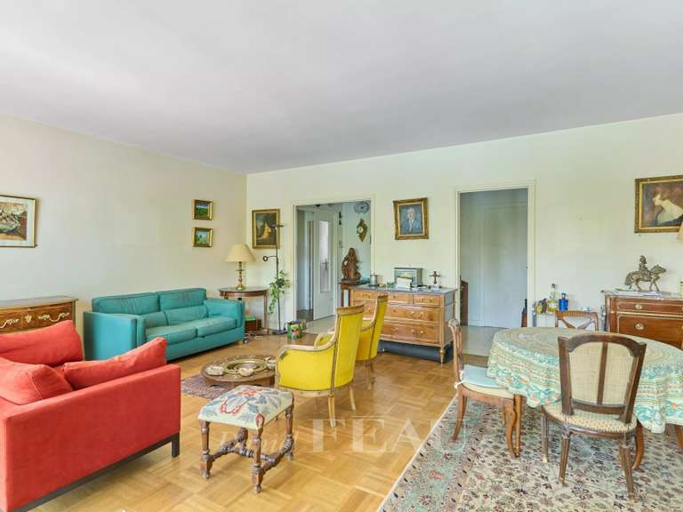 Appartement Paris 16e - 2 chambres - 103m²