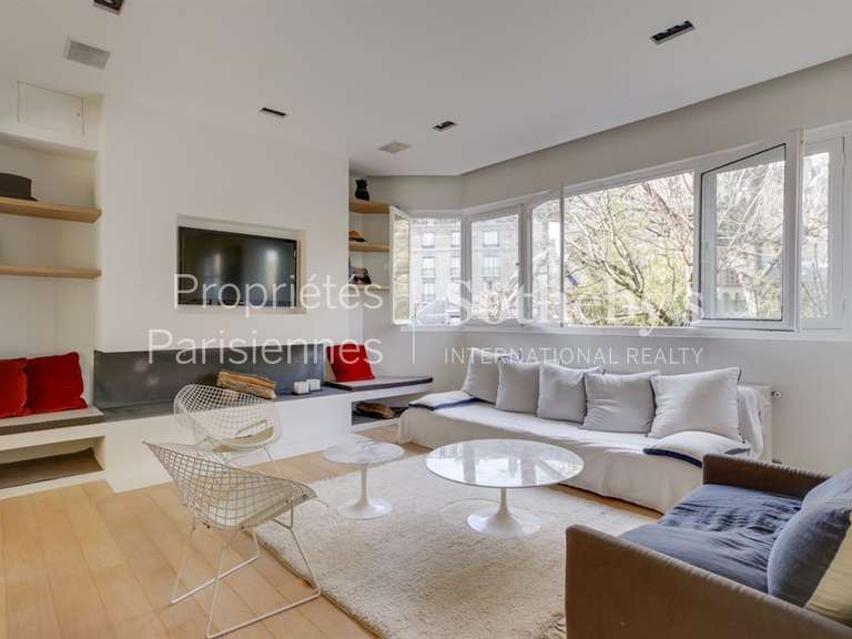 Appartement Paris 16e - 1 chambre - 113m²