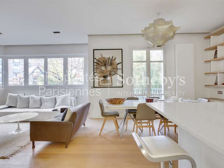 Appartement Paris 16e - 1 chambre - 113m²