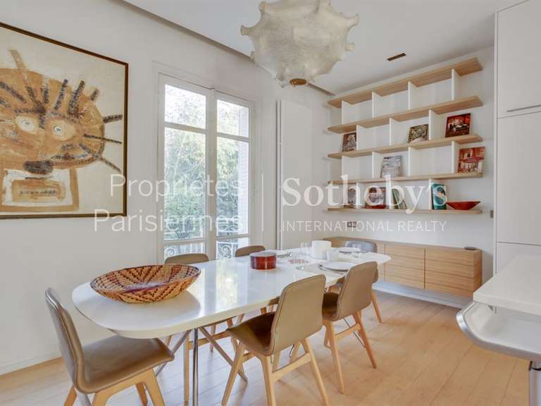 Appartement Paris 16e - 1 chambre - 113m²