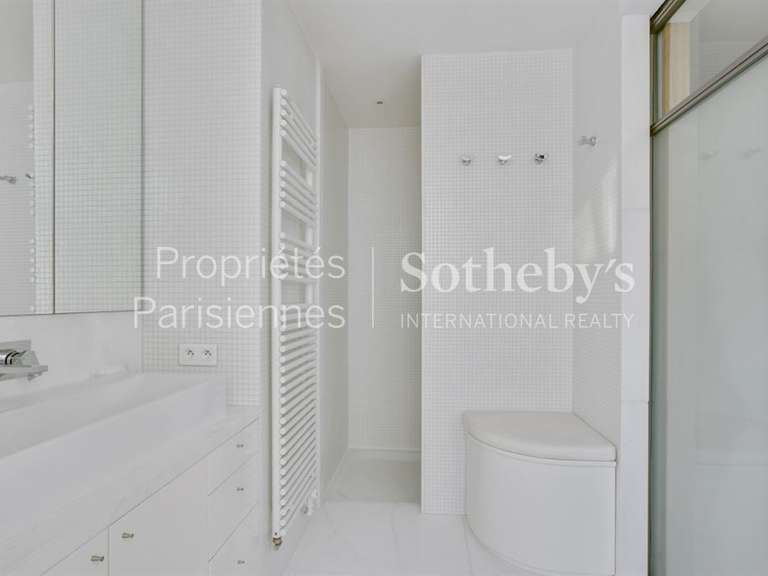 Appartement Paris 16e - 1 chambre - 113m²