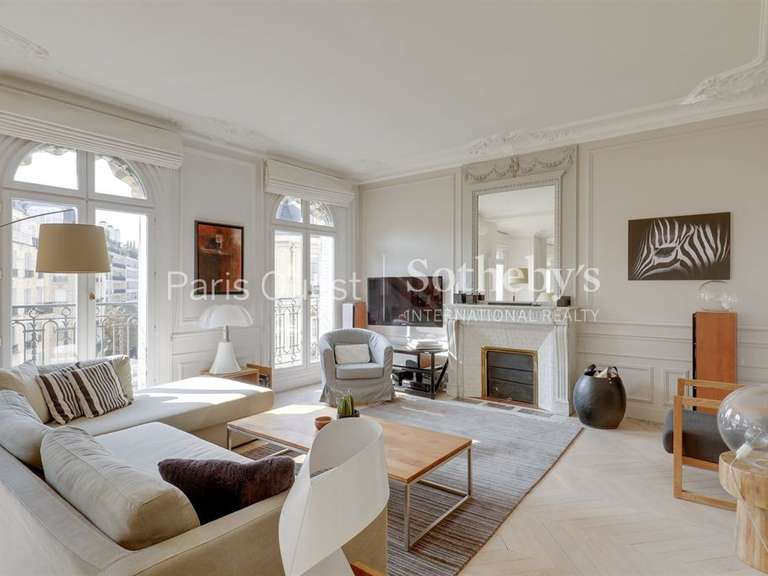 Appartement Paris 16e - 3 chambres - 130m²