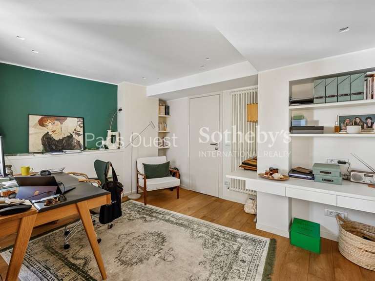 Appartement Paris 16e - 3 chambres - 177m²