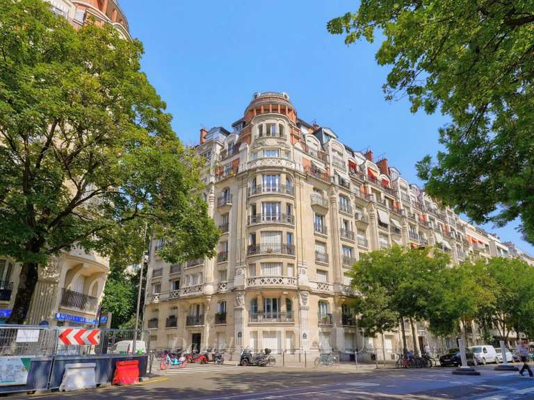 Appartement Paris 16e - 2 chambres - 140m²
