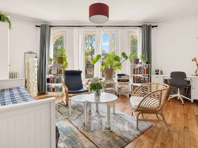 Appartement Paris 16e - 2 chambres - 140m²